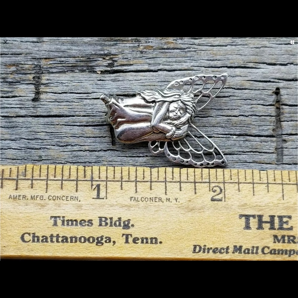 Vintage 925 stamped fairy sitting angel broach - Picture 6 of 6